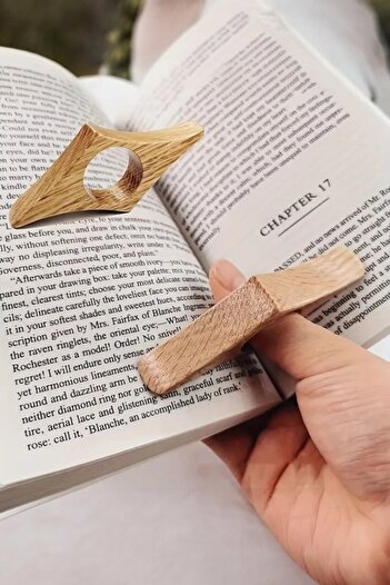 OK Wood Natural Wood Thumb Book Holder – One-Handed Reading Support, Comfortable and Stylish Book Rest