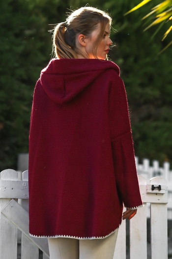 Chiccy Italian Burgundy Hooded Long Sleeve Zippered Pocket Shepherd Stitch Oversized Woven Jacket 78 75