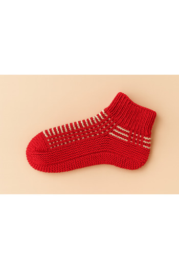 PUREYSMA Handmade Women's Booties – Size 36-38 Red Knitted Comfortable Warm Home Booties
