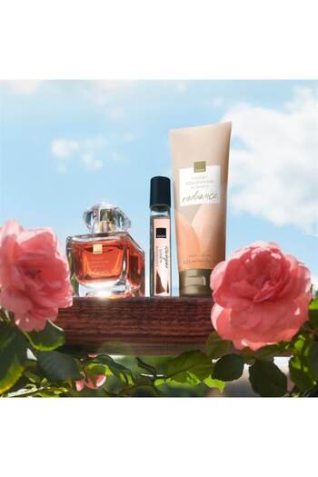 AVON Set 3 produse TTA Radiance, - Apa de parfum 50 ml, Lotiune de corp 125 ml, Mini-Apa de parfum 1