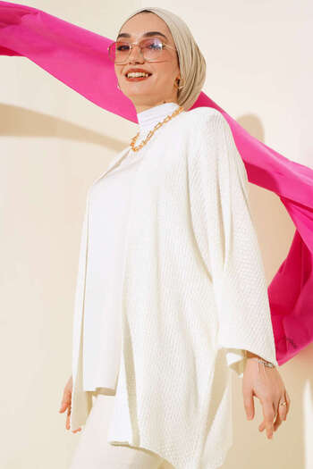 TİSTA Women's White Bat Sleeve Oversize Knit Cardigan