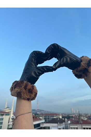 Mavelle Women's Leopard Luxury Gloves |   Faux Leather and Faux Fur Trend Women's Gloves