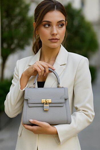 Generic Ladies Handbag with Lock Design – Shoulder & Top Handle Bag For Women