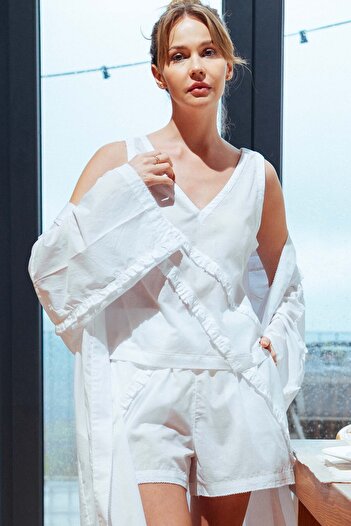 JOJOMIA Alin Strap Blouse with Ruffles White