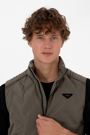 U.S. Polo Assn. Men's Mink Vest 50310304-Vr052