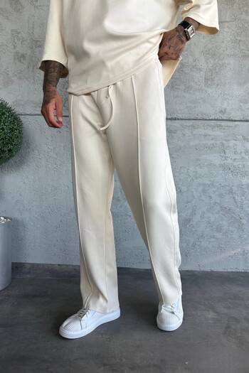 MADZEYMODA Men's Oyaho Fabric Ecru Baggy Fit Jogger Pants Ke-7012