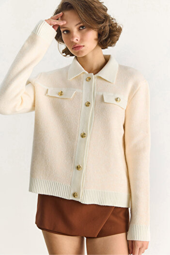 Bianco Lucci Women's Shirt Collar Gold Buttoned Pocket Detailed Knitwear Cardigan Th251044 60283570