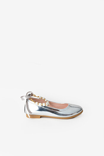 Le Mabelle Silver Pearl Heel Bow Girl's Shoes