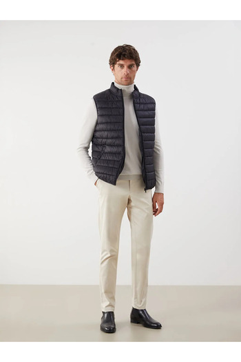 LC Waikiki Standard Mold Stand Collar Men's Puffer Vest