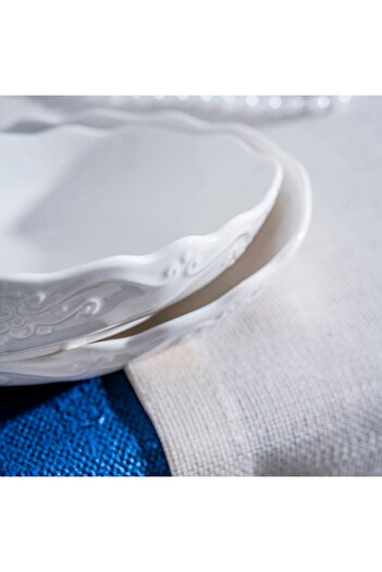 MATMEL King Oval Plate - Off White - 16 cm