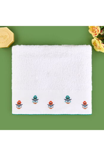 MATMEL Soft Urban Delight Embroidered Face Towel - Ecru - 50X90 cm