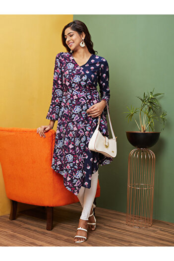 Globus By Styli Women Navy Printed V-Neck A-Line Kurta