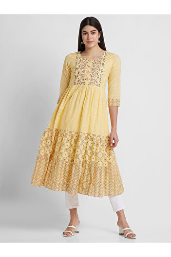 Globus By Styli Women Yellow Printed Round Neck Anarkali Kurta
