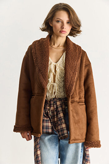 Bianco Lucci Women's Fur Lined Pocket Detailed Shawl Collar Suede Coat 2656 60281560