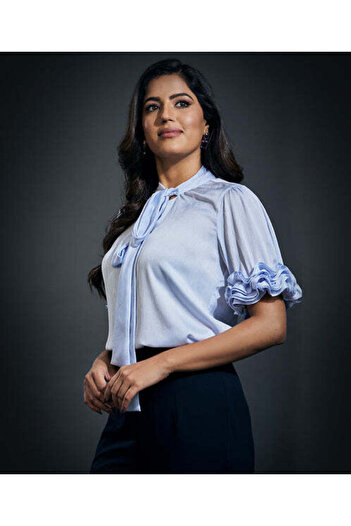 Zigzag Sleeve Frilled Satin Half Sleeve Top-Blue