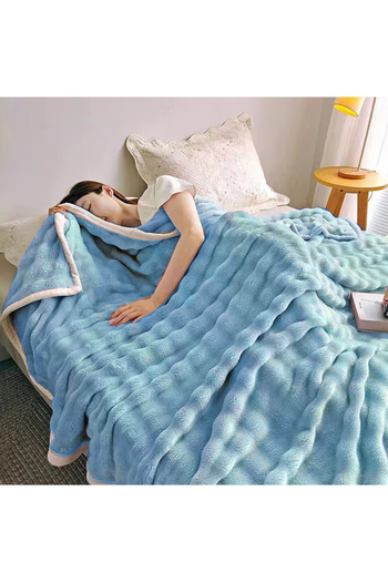 OEM Fluffy blanket for double bed, made of artificial rabbit fur, practical, velvety texture, BL
