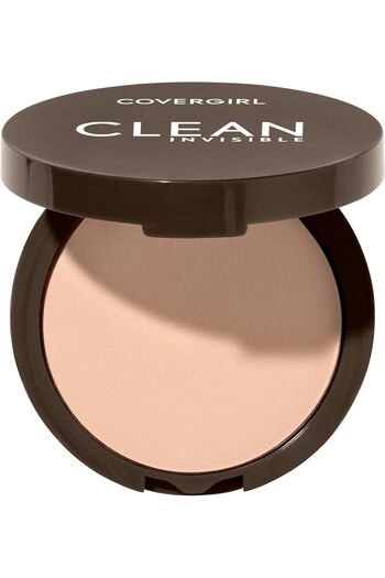 covergirl Clean Invisible Pressed Powder – Lightweight, Breathable, Vegan, Creamy Natural 120, 0.38 oz