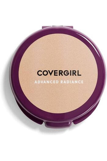 covergirl Advanced Radiance Pressed Powder – Classic Beige 115, Age-Defying, 0.39 oz (Packaging May Vary)