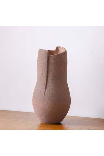 Danube Home Lexie Caramel Abstract Vase Rust – Modern Minimalist Flower Vase for Elegant Décor