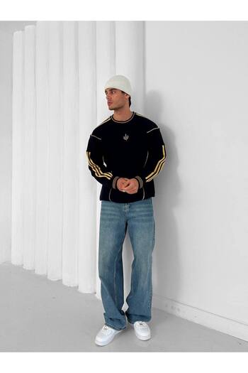 SENTİNEL WEAR Lantern Black Embroidered Premium Sweatshirt