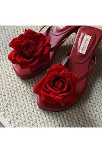 KESNUP Set of 2 brooches for shoes or sandals, rose design, Red