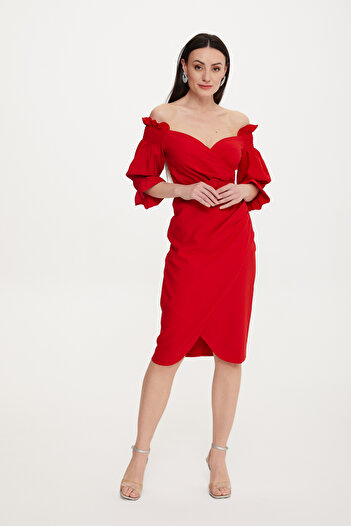 Stylish Red off-shoulder midi dress