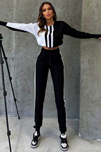 FashionForYou One Balance sports suit, blouse with drawstring waist and pants with elastic band, Black, M