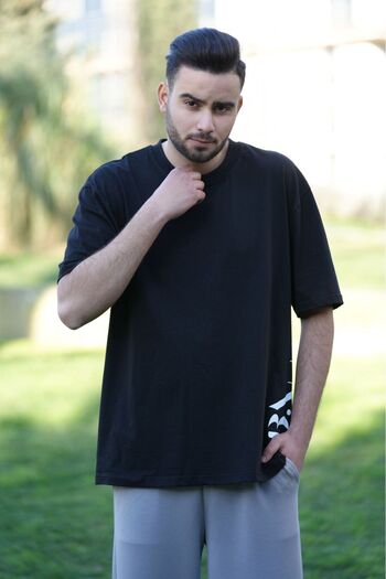 Elegant Black T-shirt
