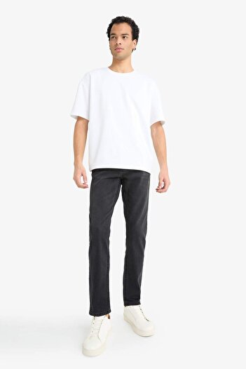 DeFacto Pedro Slim Fit Narrow Fit Regular Waist Narrow Leg Jeans F2922Ax25Au