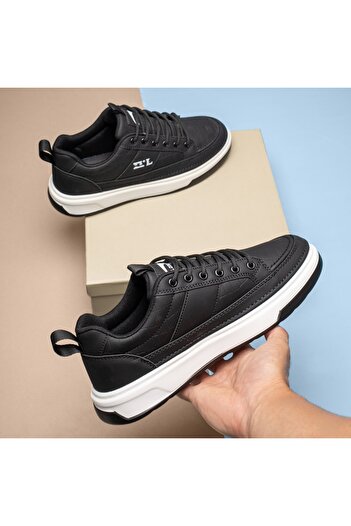 BMoD Black men's sneakers with laces and a thick sole MOD13954