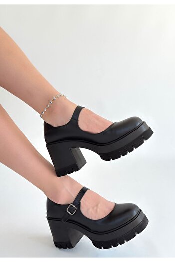 Erbilden Dlor Black Leather Wedge Heel Shoes
