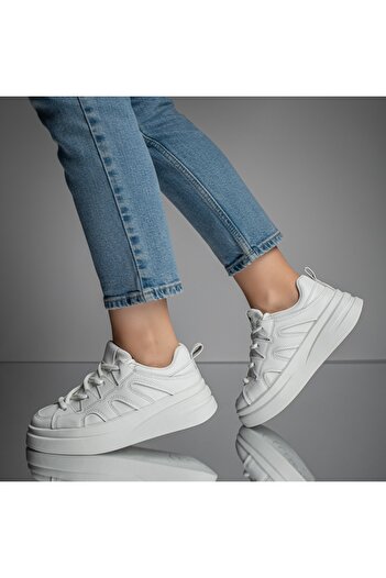BMoD White women's sneakers with a thick sole MOD11667