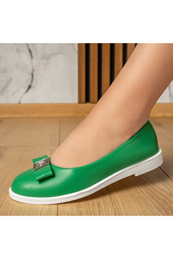 BMoD Green women's ballet flats with a metallic accessory MOD11013
