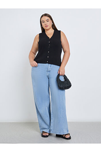 Styli Plus Mid Rise Wide Leg Jeans