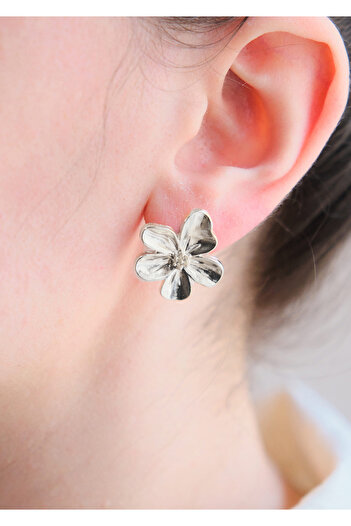 AURRARİ Silver Minimal Flower Earrings