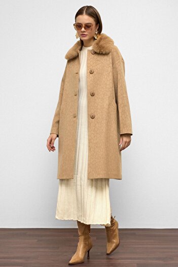 Olcay Detachable Fur Low Arm Plus Size Coat Kamel 3089