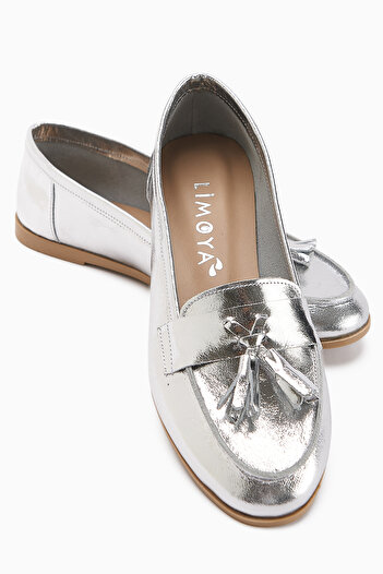 Limoya Doris Genuine Leather Silver Metallic Tasseled Women's Loafer Shoes