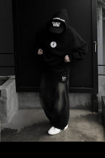 CLASSY.MODA 3 Thread Hooded Kangaroo Pocket Sweatshirt – Chest Round Minimal Printed Unisex