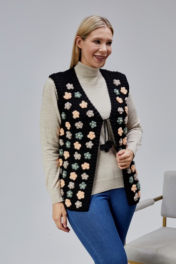 Jinx Wear Fashion Middle-Aged Women's Special Design Pearl-Colored Daisy Floral Mother Vest