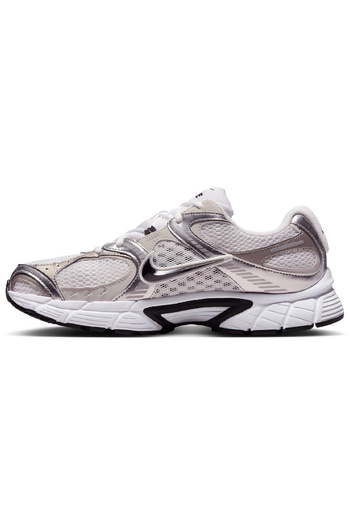 Nike V5 RNR sport shoes - HJ5228-104