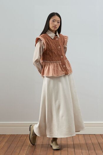 Ceylan Otantik Salmon Ruffle Knit Vest & Cream Scuba Skirt Set