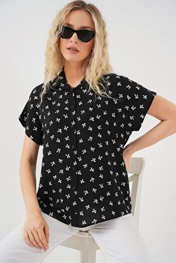 Hiccup Bdart Buttoned Closure Detailed Printed Shirt