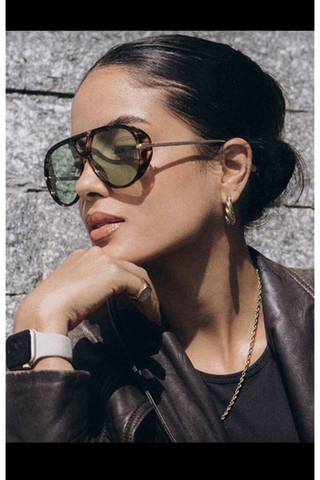 FASHION Retro Aviator Polarized Sunglasses