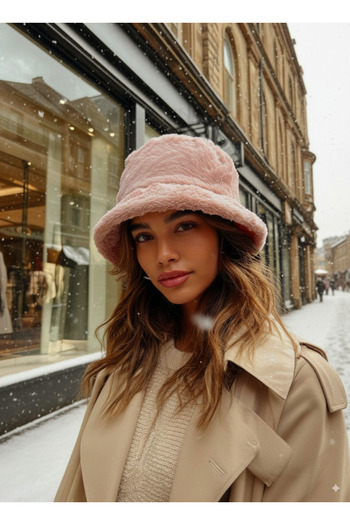 LAGRANZE PLUSH BUCKET HAT