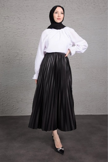 JESSE STORY Women's Leather Look Pleated Skirt 88 cm
