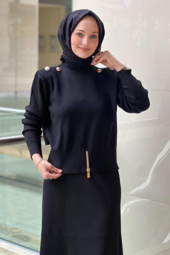 Ghisa Knitwear Tunic with Button Detail on the Shoulders
