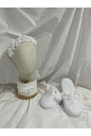 SavBrand 3-Piece Maternity Set - Laser Floral Slippers with Stones and Feathers + Crown + Bandana