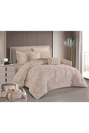 SNOOZYL King size double bedspread made of soft velvet and luxurious fur to give you warmth and comfort