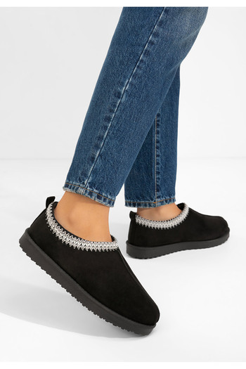 B T Shoes Černé dámské dřeváky Dioria