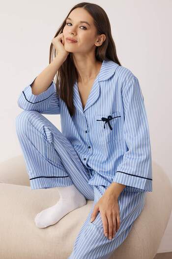 Trendyol Collection Set de pijamale din poplin cu dungi albastre THMAW26PT00101